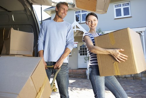 Loading and transport planning for a house move